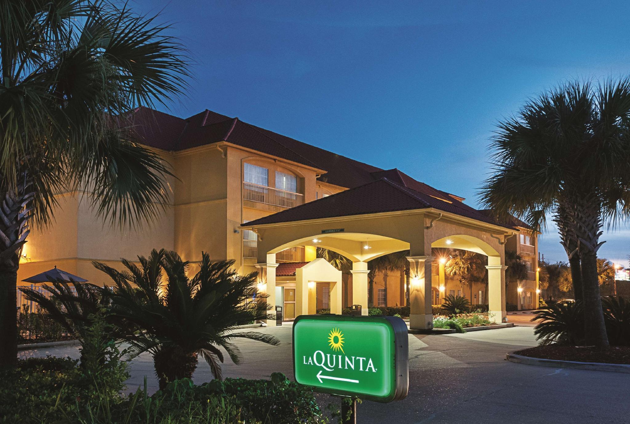 Отель La Quinta By Wyndham Хаума Экстерьер фото